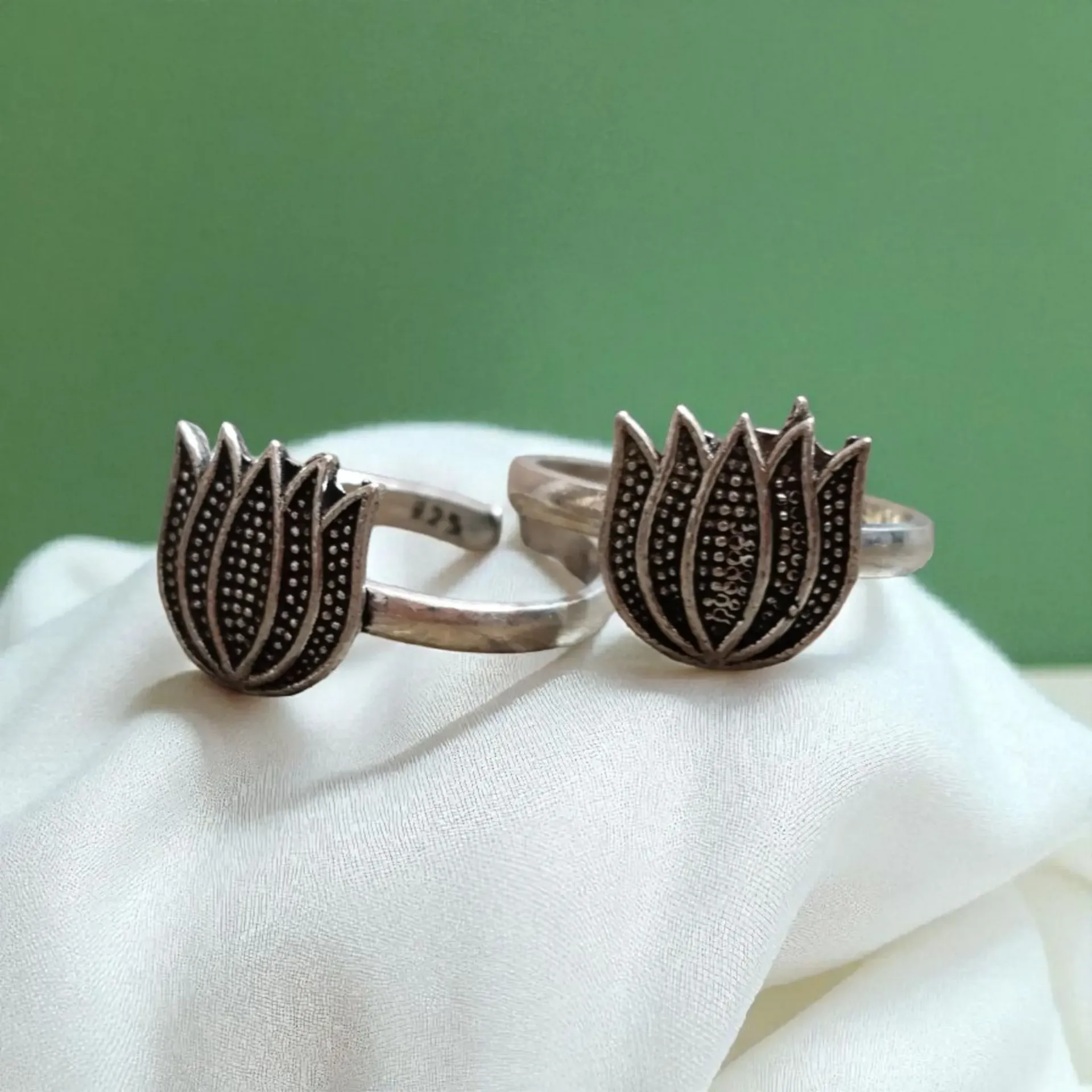 Oxidised Silver Lotus Toe Rings